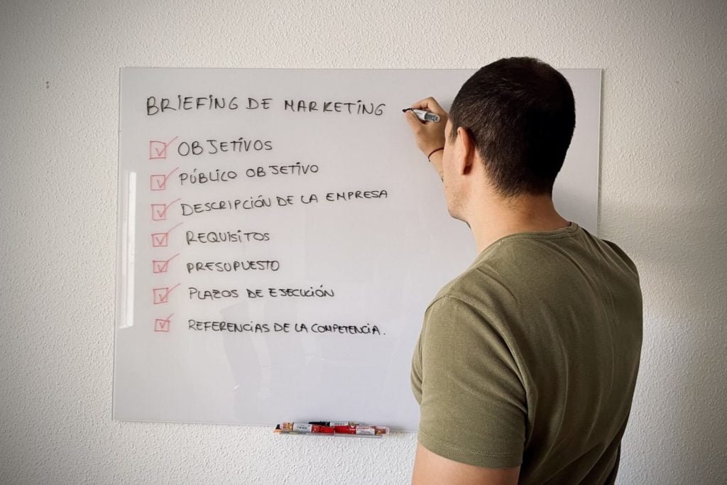 Briefing